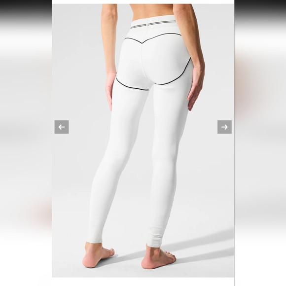 Alo-Airbrush High-Waist Heart Throb Bra & Legging Set -NWT - Picture 8 of 12